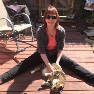 Meet your Posher, Linda